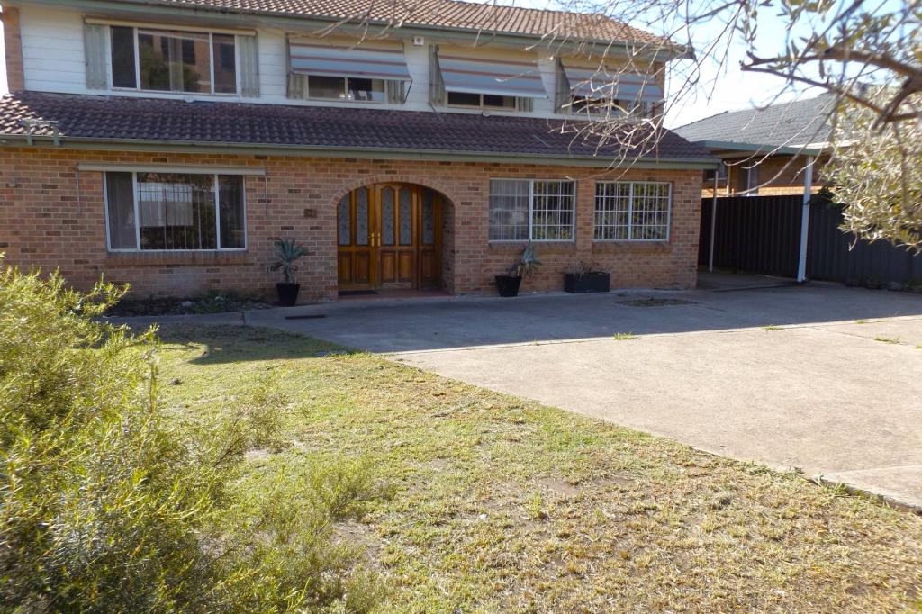 88 Nuwarra Rd, Moorebank, NSW 2170