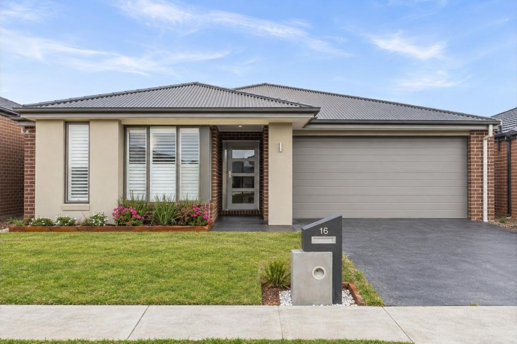 16 Albany Way, Charlemont, VIC 3217