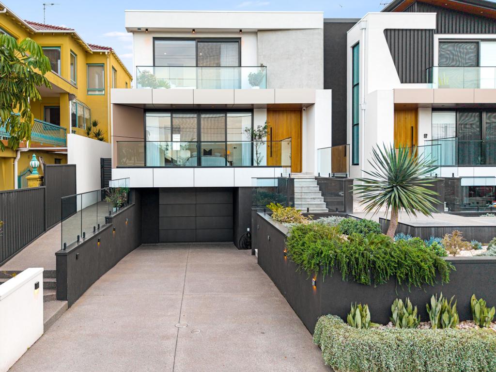 23 CASTLE ST, BLAKEHURST, NSW 2221