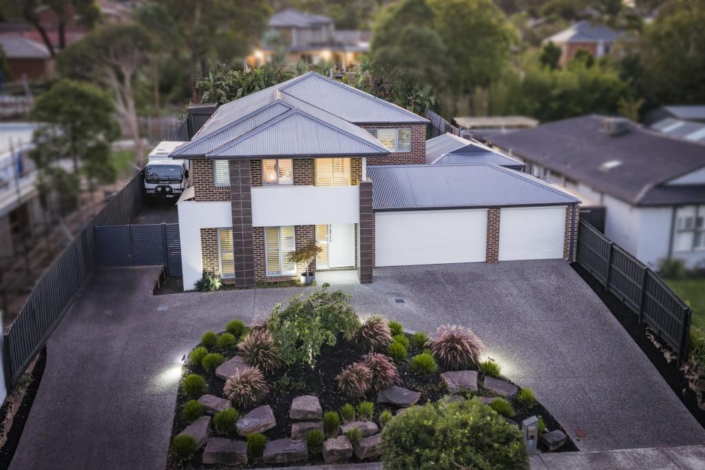 9 Sunnybrook Dr, Wheelers Hill, VIC 3150