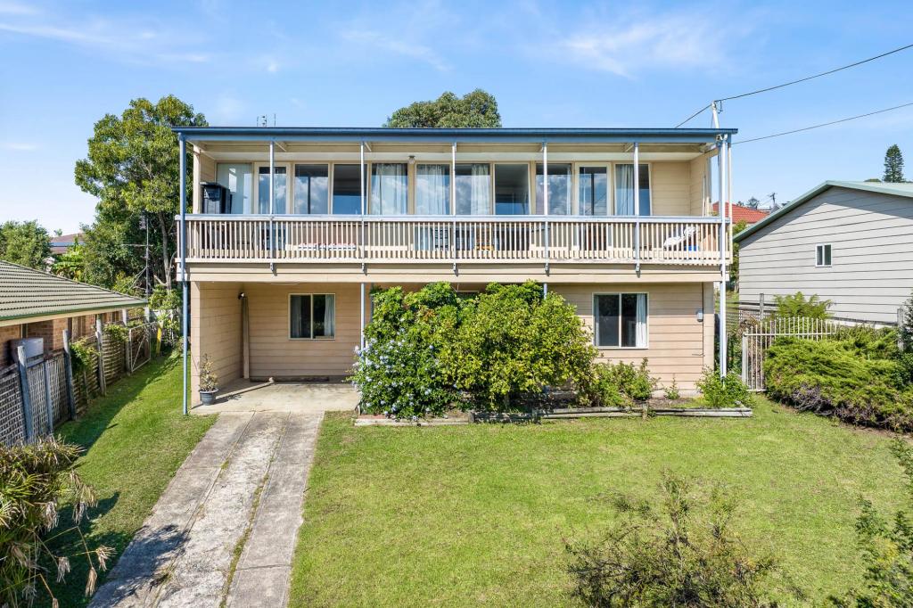 19 Anderson Ave, Tuross Head, NSW 2537