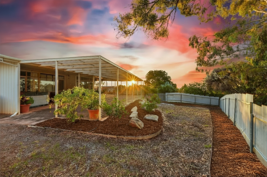 4 Sherley Dr, Para Hills, SA 5096