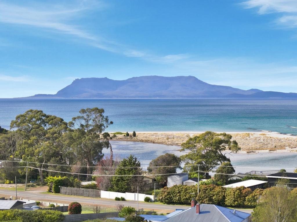 5 Alma Rd, Orford, TAS 7190