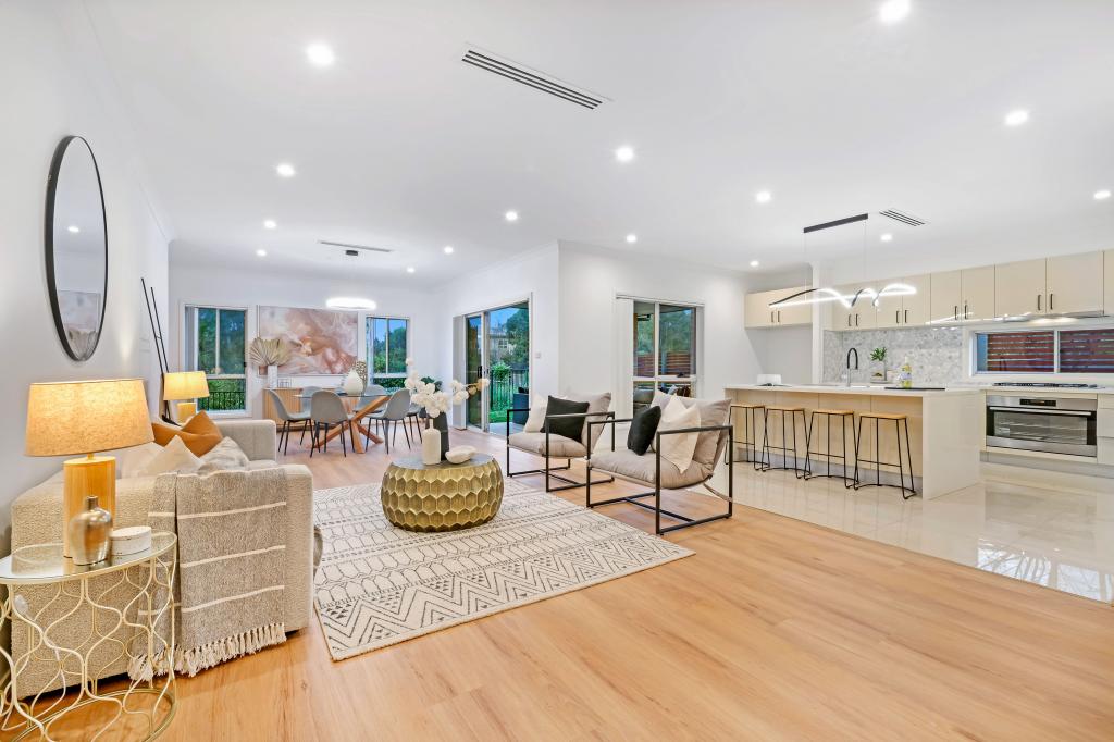 2 Oakhill Cres, Colebee, NSW 2761