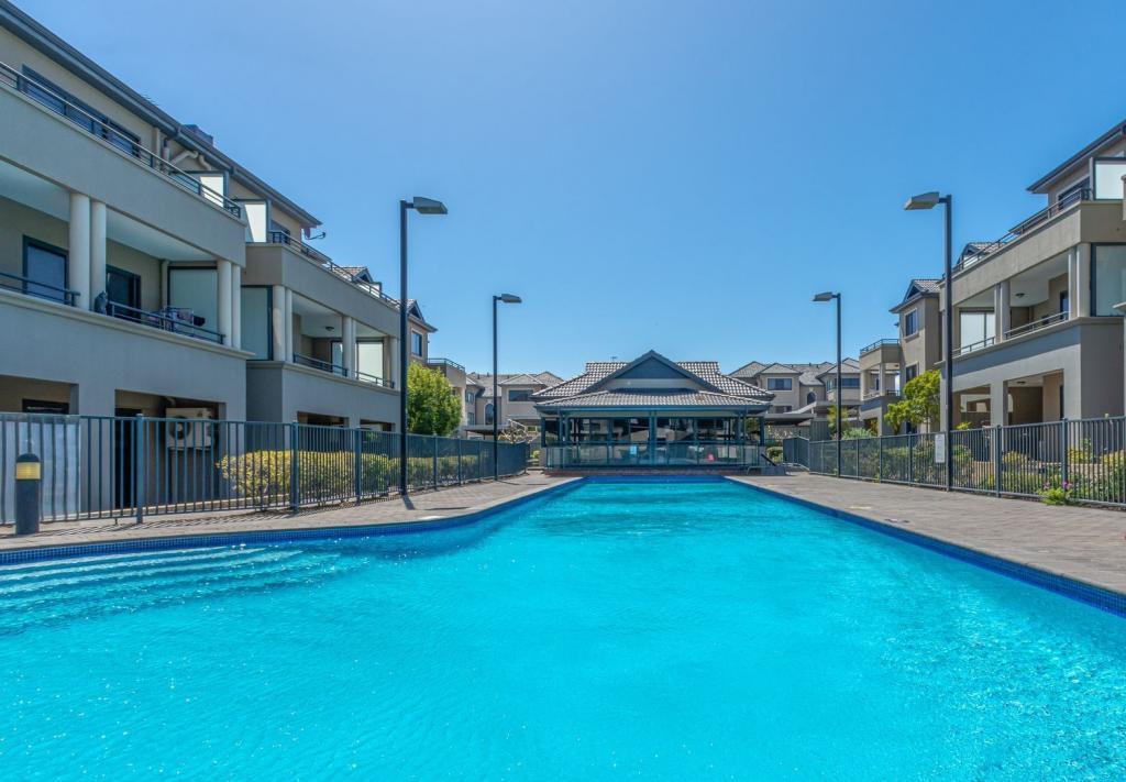 47/3 Sunlander Dr, Currambine, WA 6028