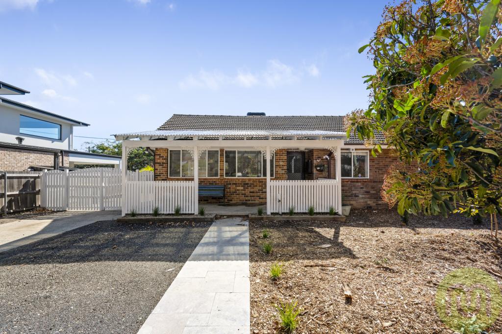 11 Narambi St, Narrabundah, ACT 2604