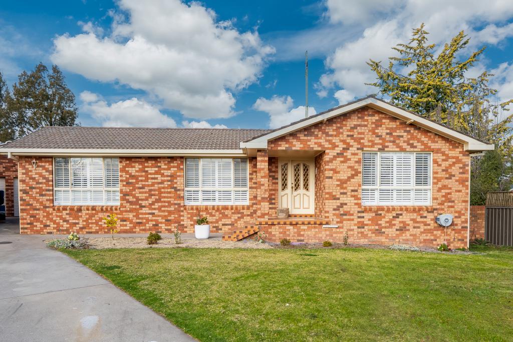 4 NANCY PL, ORANGE, NSW 2800