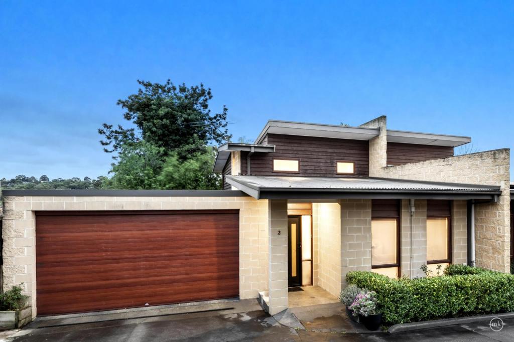 2/9 WARWICK RD, GREENSBOROUGH, VIC 3088