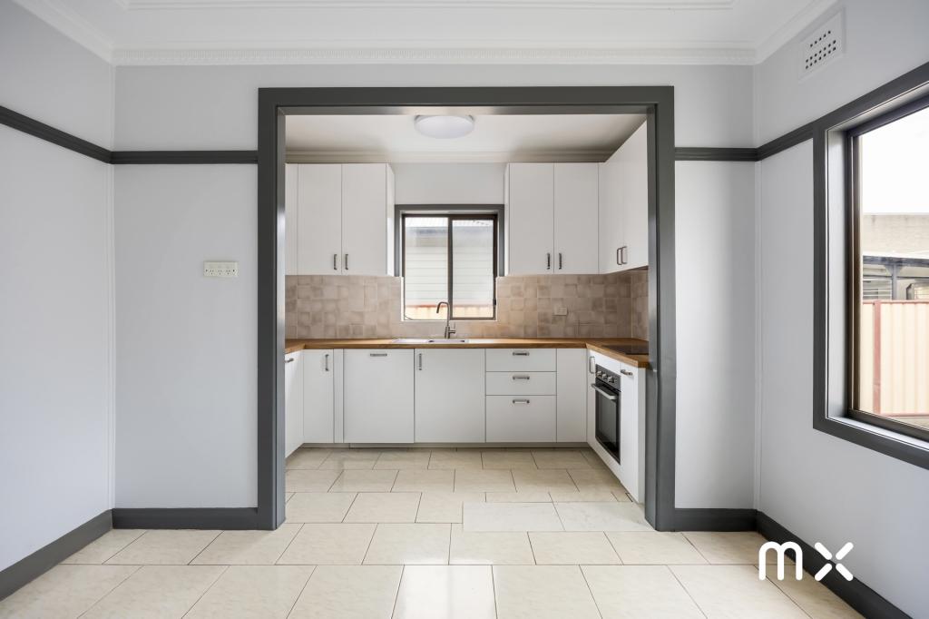 9 FINLAYSON ST, WOLLONGONG, NSW 2500