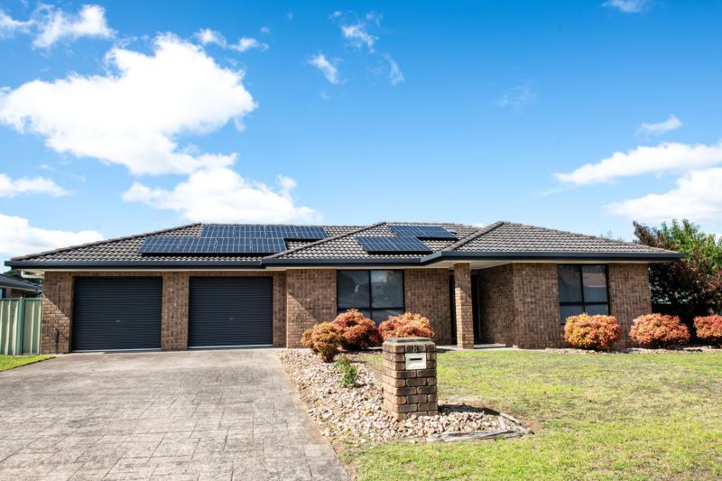 8 Hill Cres, Mount Gambier, SA 5290