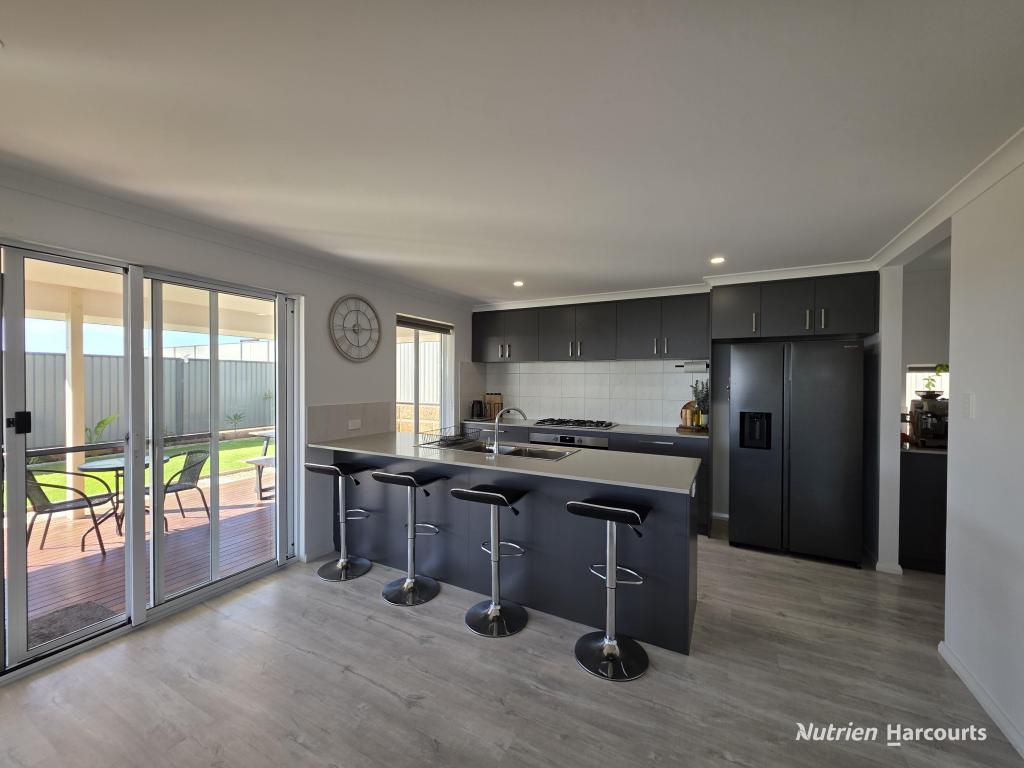 13 Karroo Vsta, Bayonet Head, WA 6330