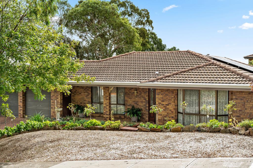 35 Outlook Dr, Aberfoyle Park, SA 5159