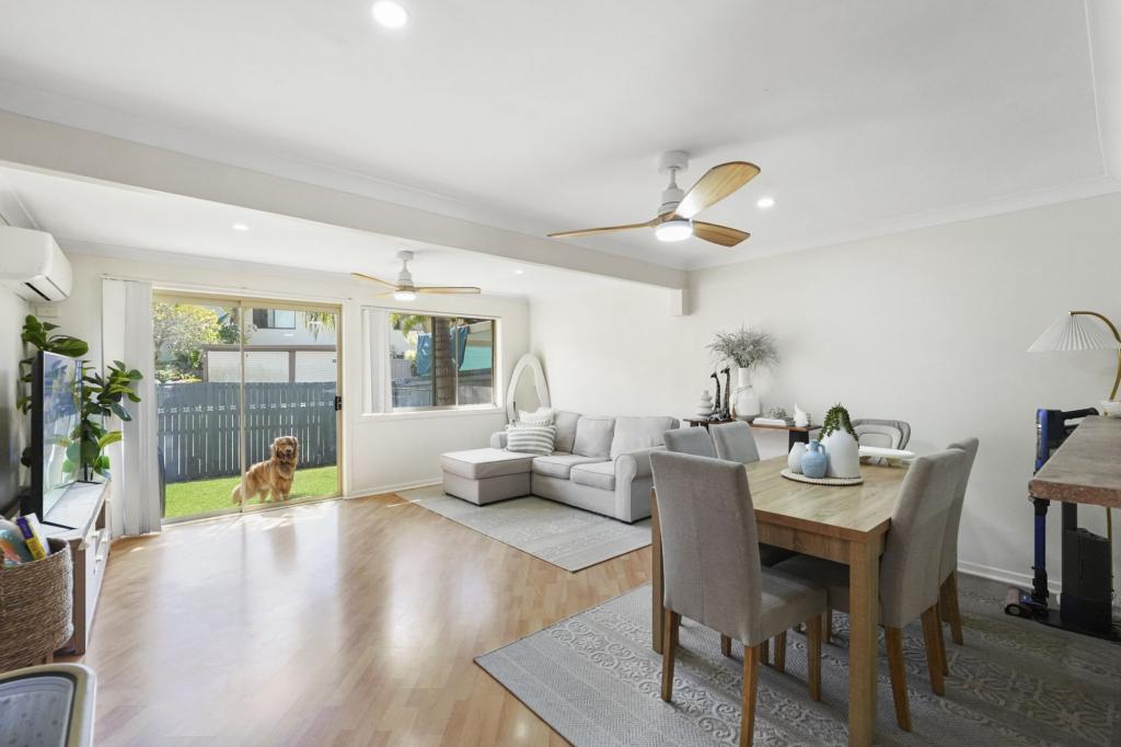 19/81 Olsen Ave, Labrador, QLD 4215