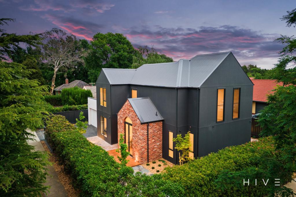 31 Batman St, Braddon, ACT 2612