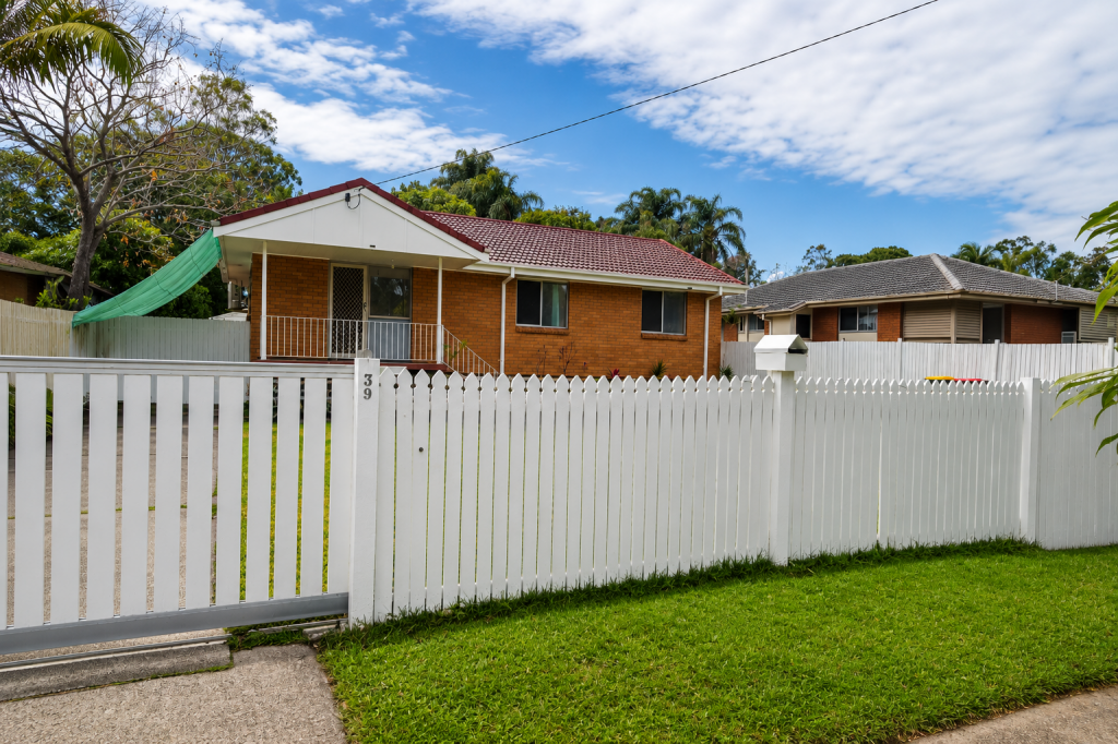 39 Julie Rd, Ellen Grove, QLD 4078