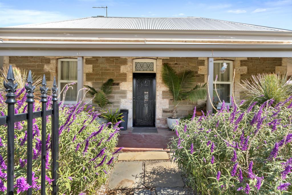 39 Swinden St, Riverton, SA 5412