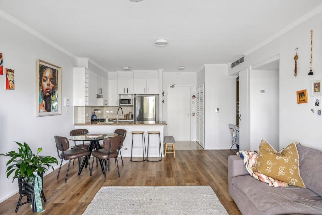 162/4 Dolphin Cl, Chiswick, NSW 2046