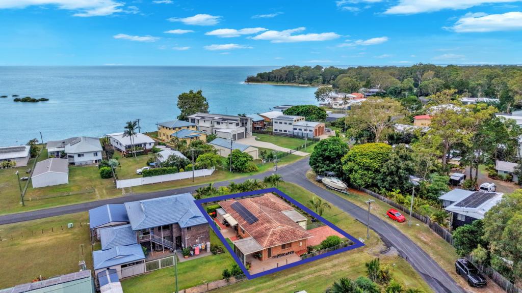 37 Moreton St, Toogoom, QLD 4655