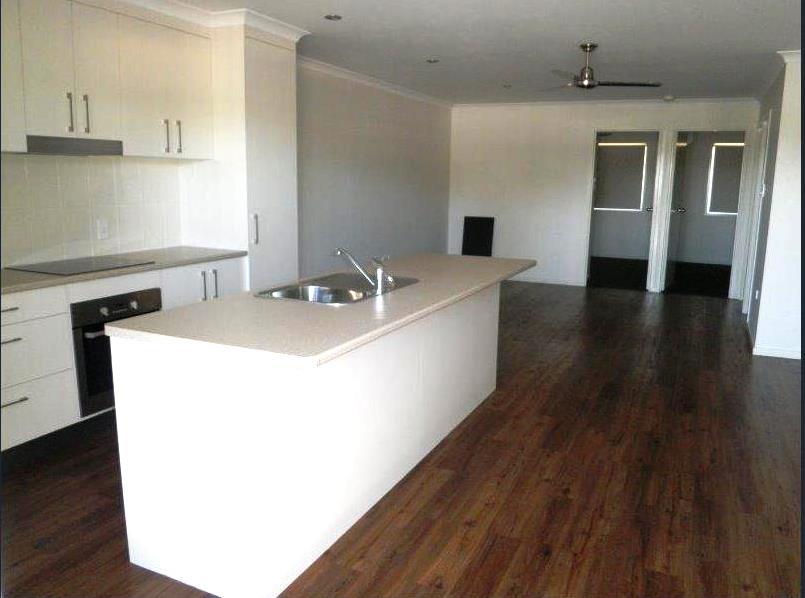 UNIT 7/17 SANDALWOOD ST, BLACKWATER, QLD 4717