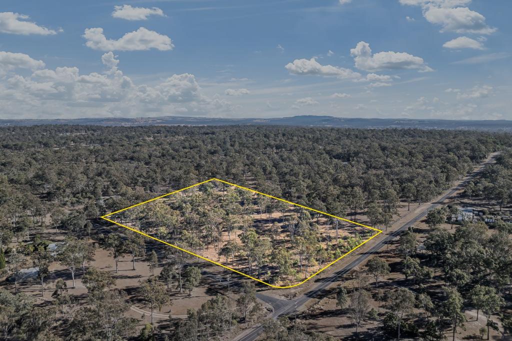  Carbeen Cres, Nanango, QLD 4615