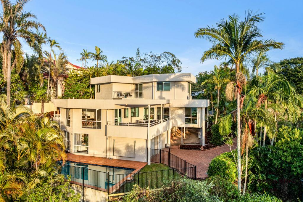 11 Dillingen St, Chapel Hill, QLD 4069