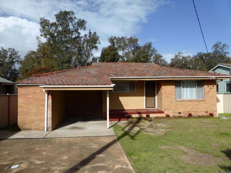 76 Links Dr, Raymond Terrace, NSW 2324