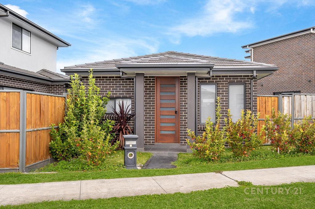 1 Stoneham Cct, Oran Park, NSW 2570