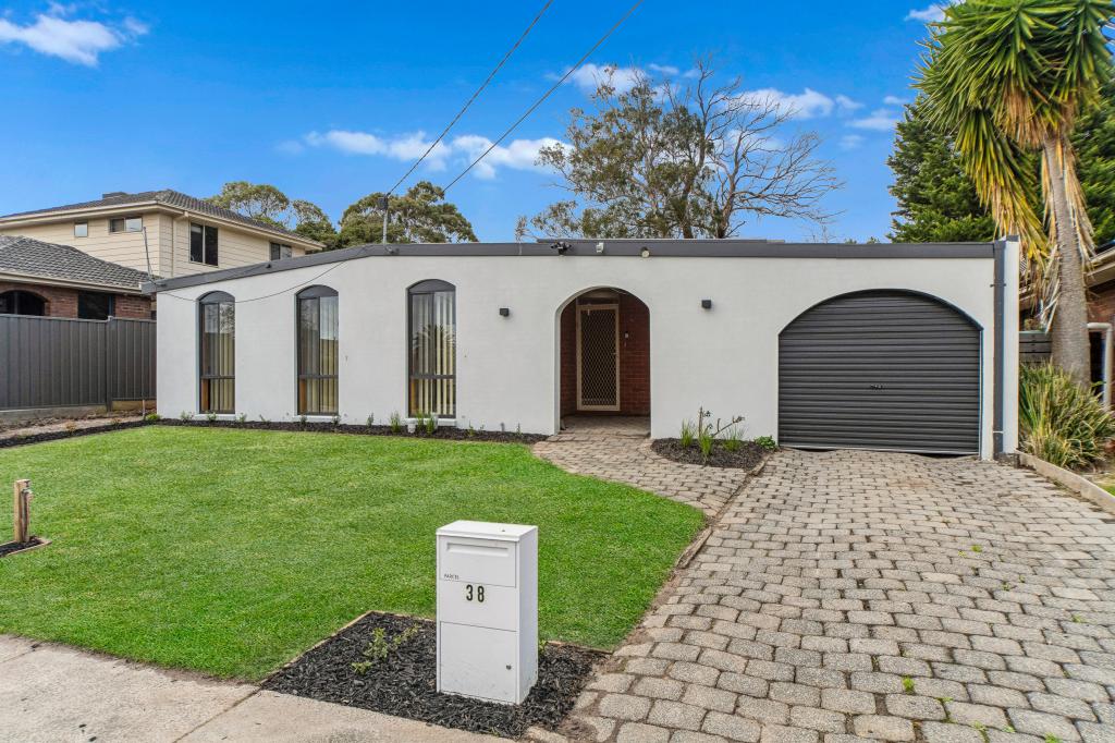 38 TURNER RD, LANGWARRIN, VIC 3910