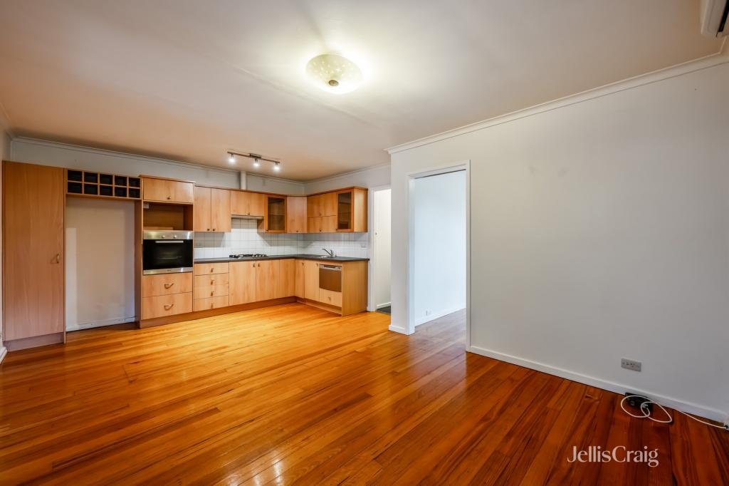 1/9 RENNIE ST, THORNBURY, VIC 3071