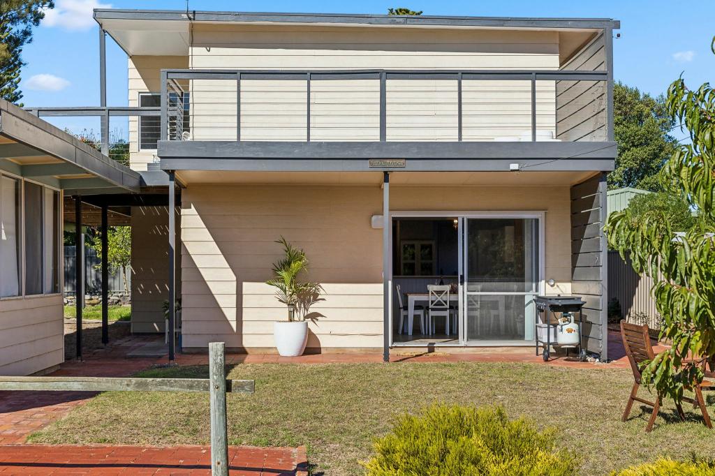 18 Petrel Ave, Encounter Bay, SA 5211