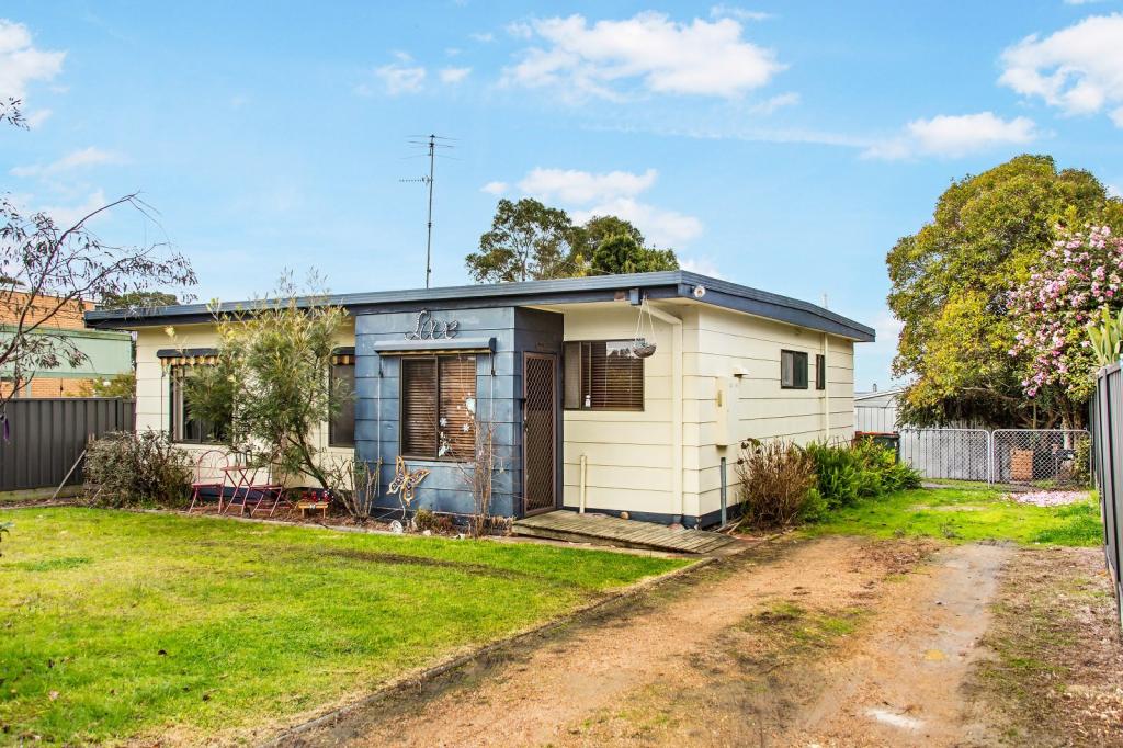 27 Bay Rd, Eagle Point, VIC 3878
