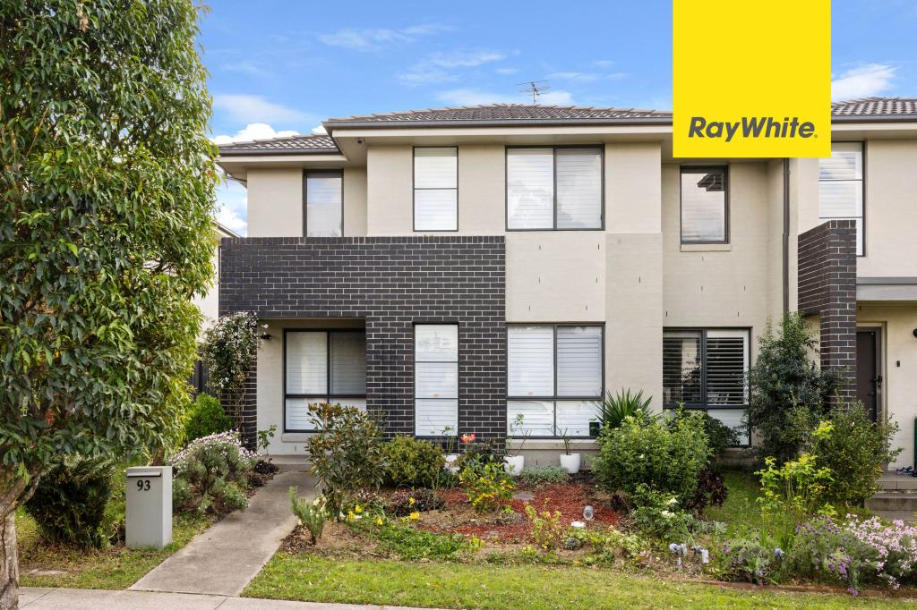 93 Northampton Dr, Glenfield, NSW 2167