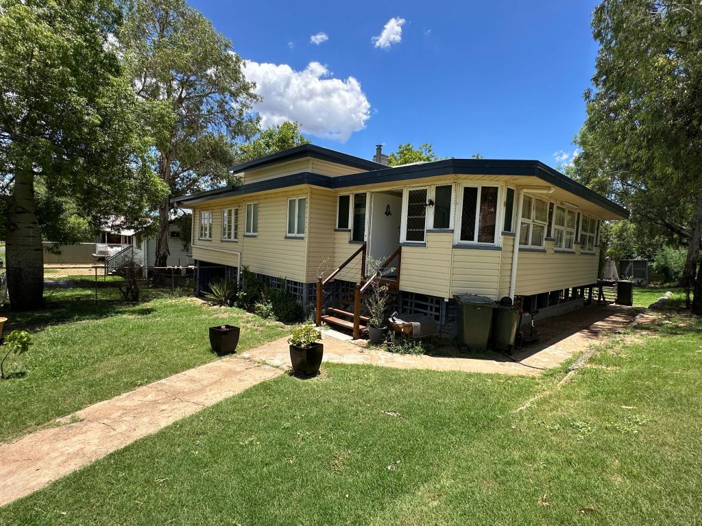 19-21 Eyre St, Charleville, QLD 4470