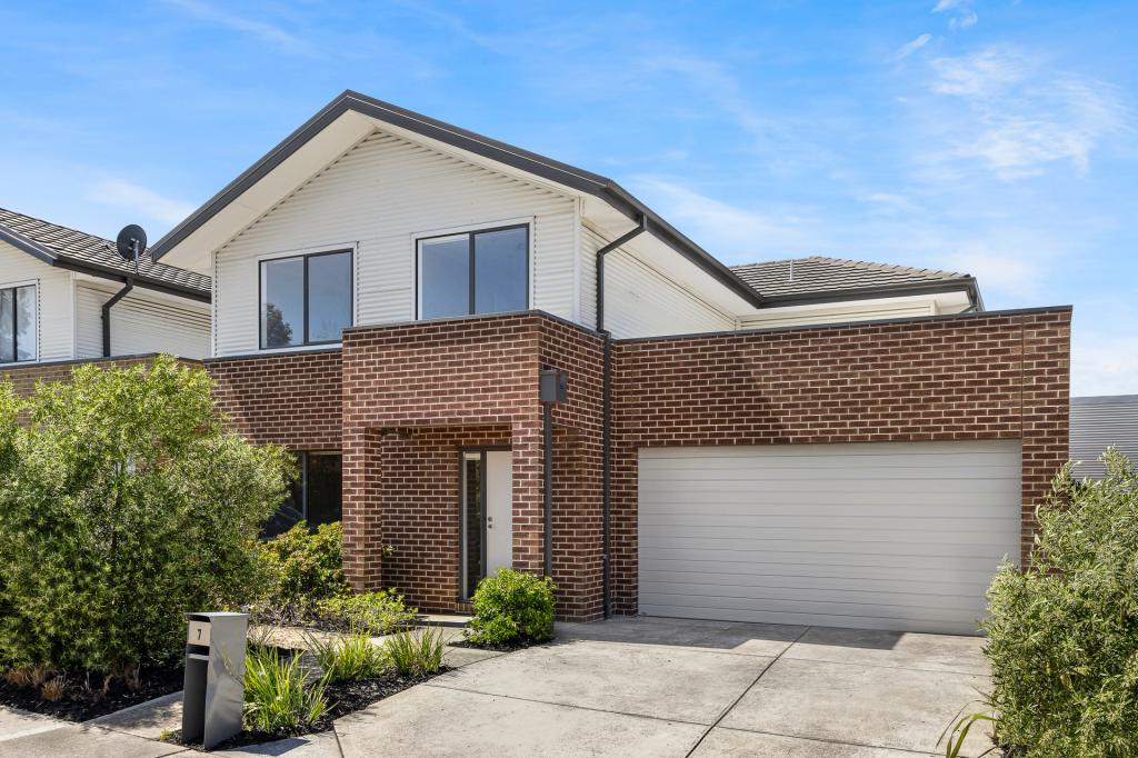 7 Parkmore Cres, Westmeadows, VIC 3049