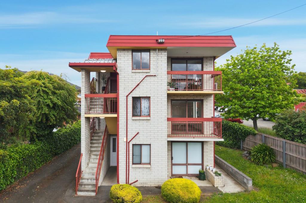 2/52 Regent St, Sandy Bay, TAS 7005