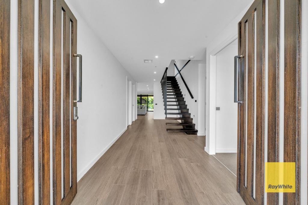 26 LEGRANGE CRES, FRASER RISE, VIC 3336