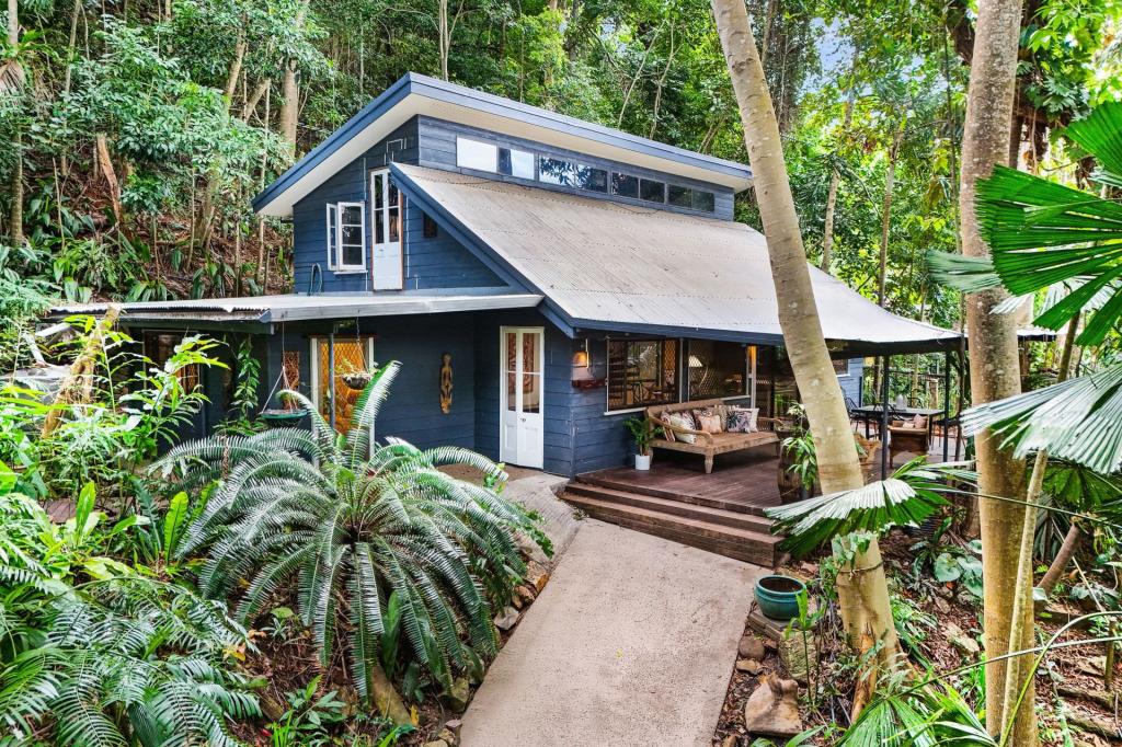 8 Barron Gorge Rd, Caravonica, QLD 4878