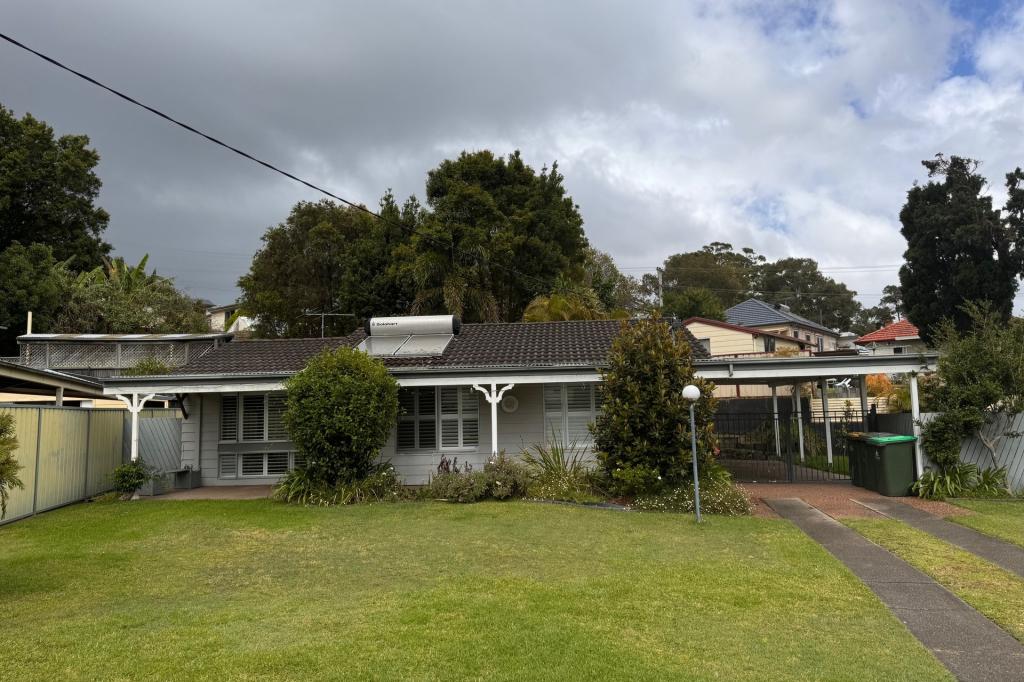 9 PENYLAN ST, CARDIFF, NSW 2285