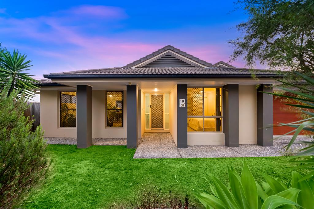8 Tropical Dr, Forest Lake, QLD 4078