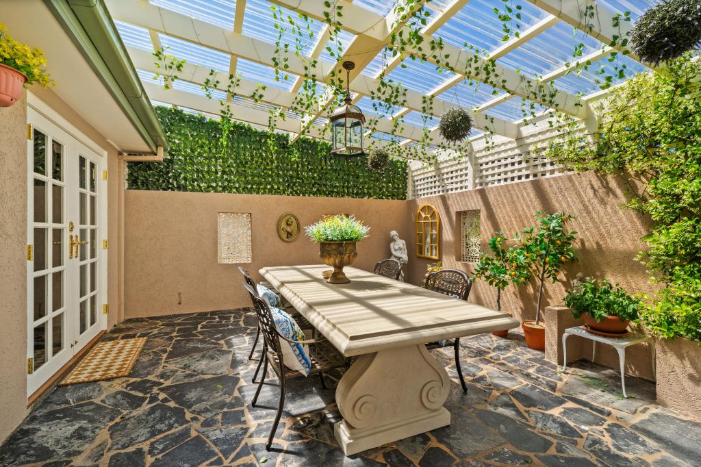 63 Alabaster St, Monash, ACT 2904