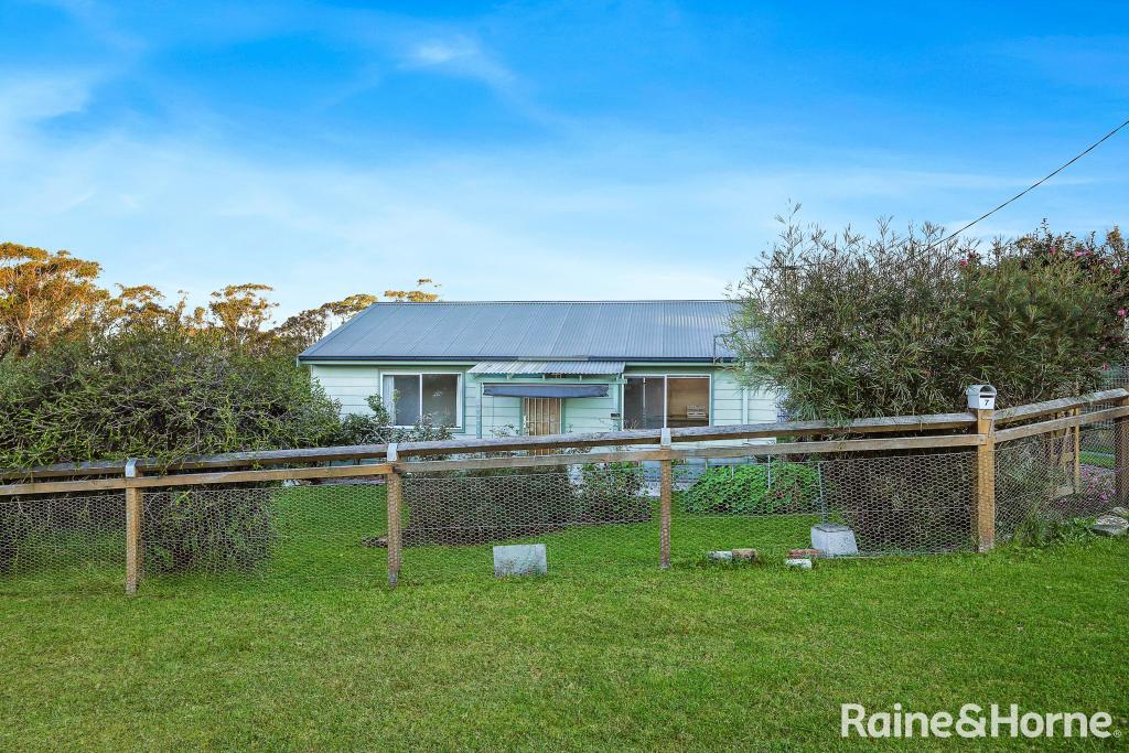 7 Laura St, Hill Top, NSW 2575