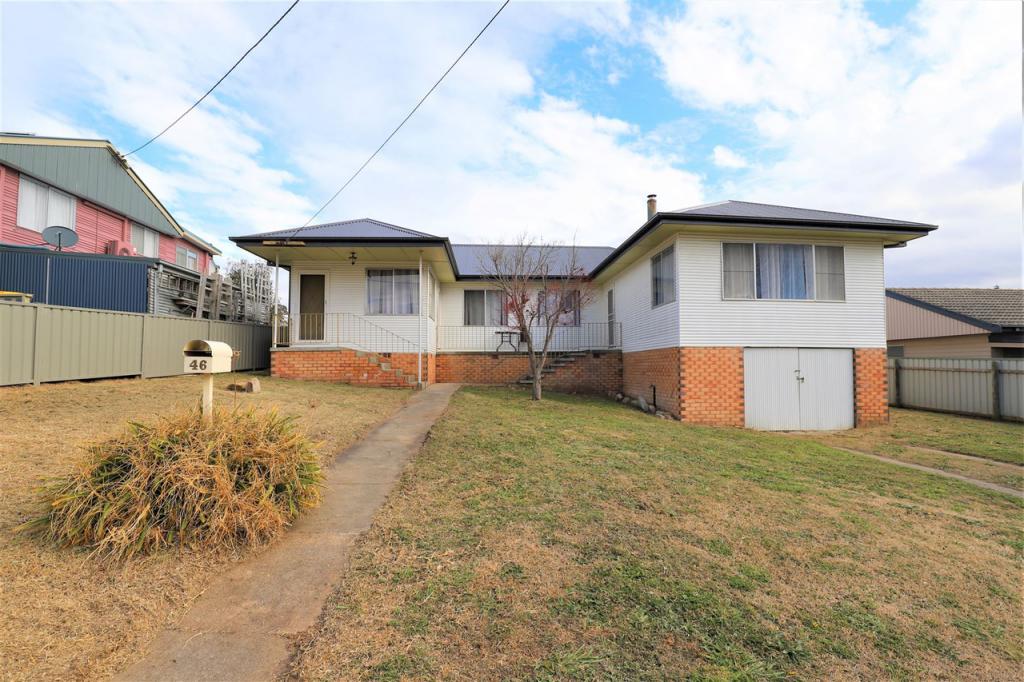 46 Young St, Bombala, NSW 2632