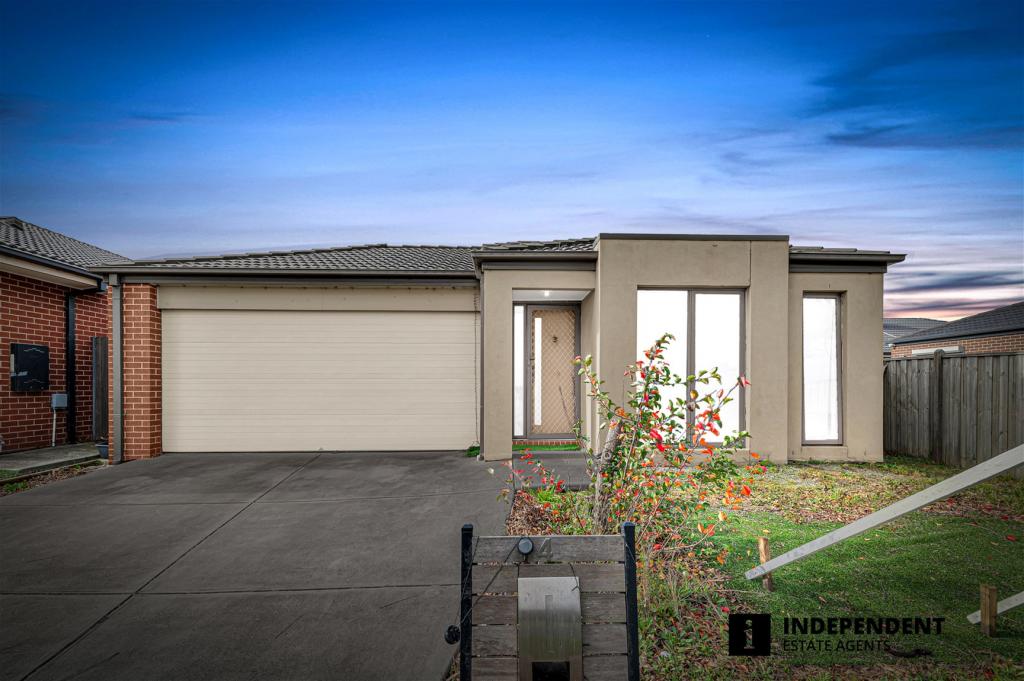 4 Glenelg St, Clyde North, VIC 3978