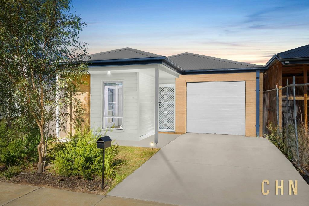 40 Karachi Ave, Mount Cottrell, VIC 3024