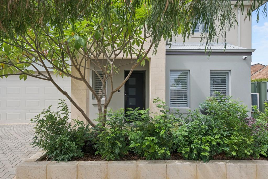 32a Foss St, Bicton, WA 6157