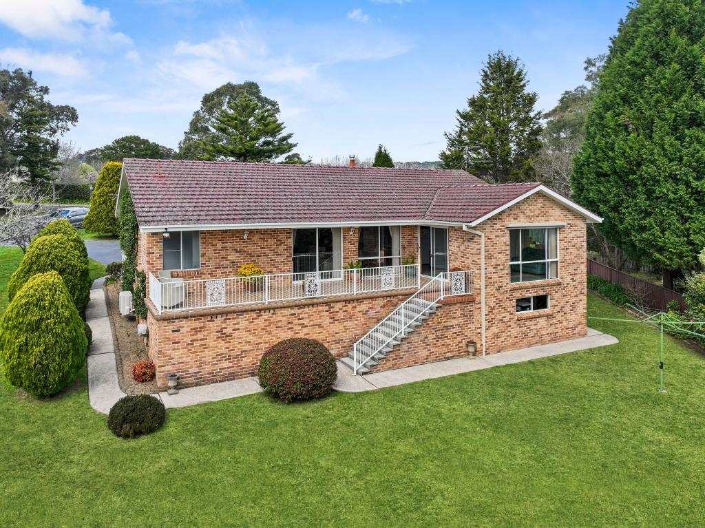 37 Oaklands St, Mittagong, NSW 2575