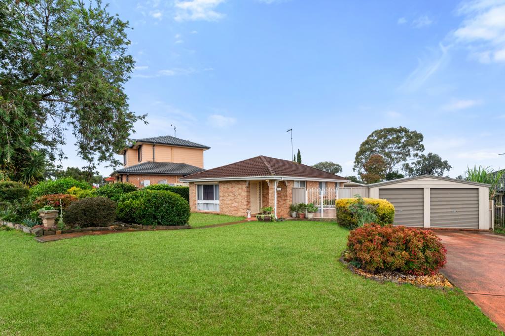 29 Bardolph Ave, Rosemeadow, NSW 2560