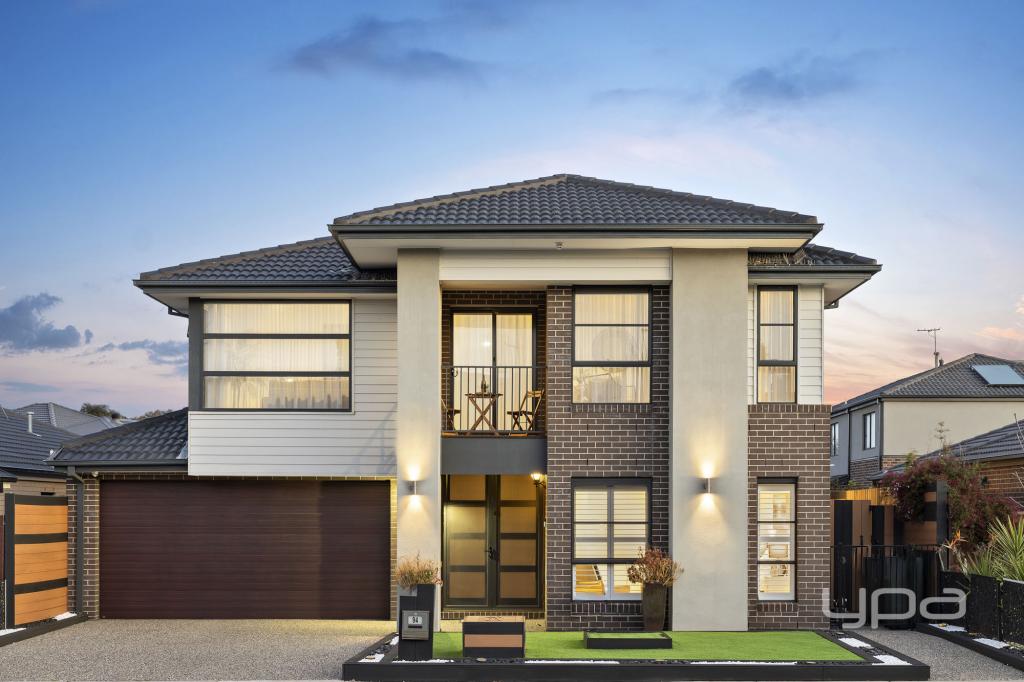 94 Waterhaven Bvd, Point Cook, VIC 3030