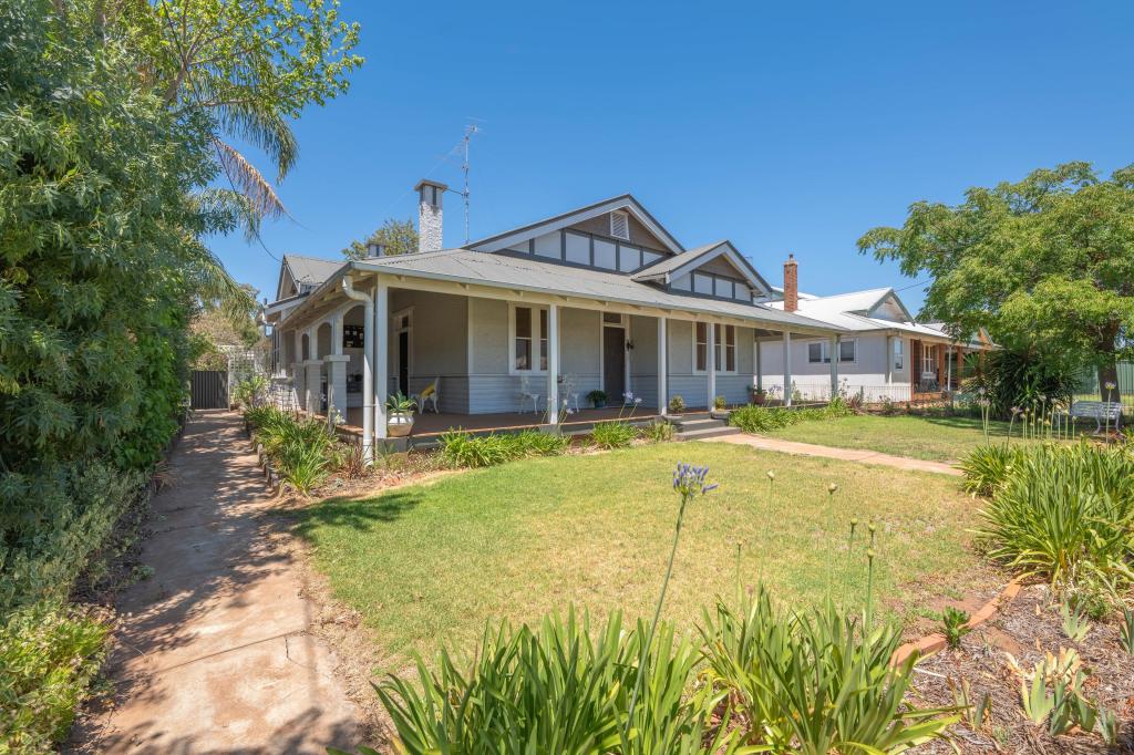 46 Court St, West Wyalong, NSW 2671