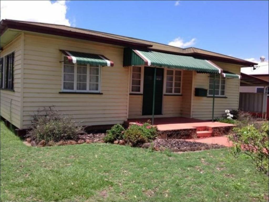 7 River Rd, Kingaroy, QLD 4610